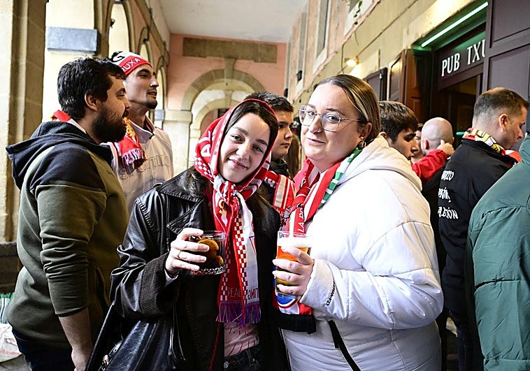 «El fútbol es la excusa para pasar el puente en Donostia»